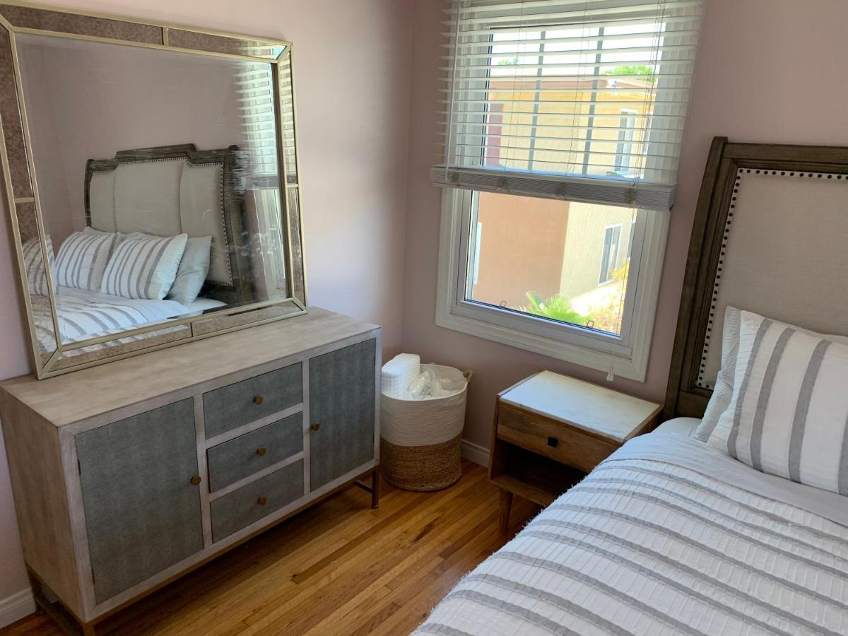 Appartement Rustling Leaves 2bd/1 Ba Upstairs Parking/laundry *